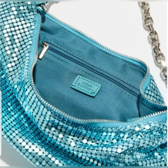 Urban Outfitters New Freya Blue Chainmail Shoulder bag w/Key pouch NEW - Picture 4 of 5